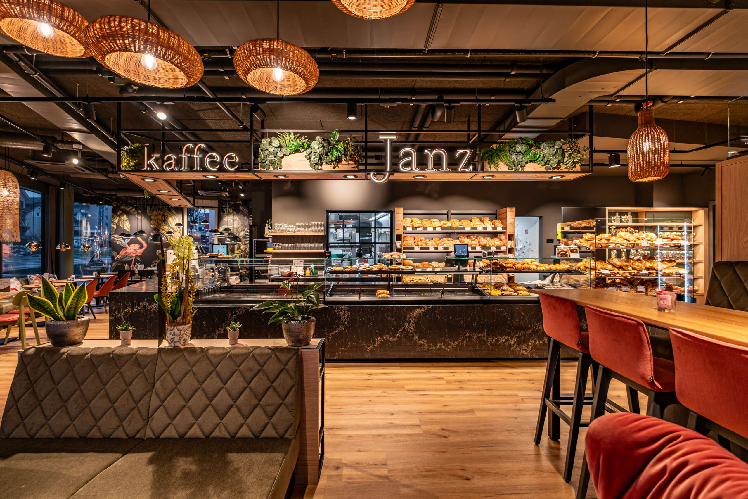 AICHINGER - Konditorei Café Janz, Wetzikon